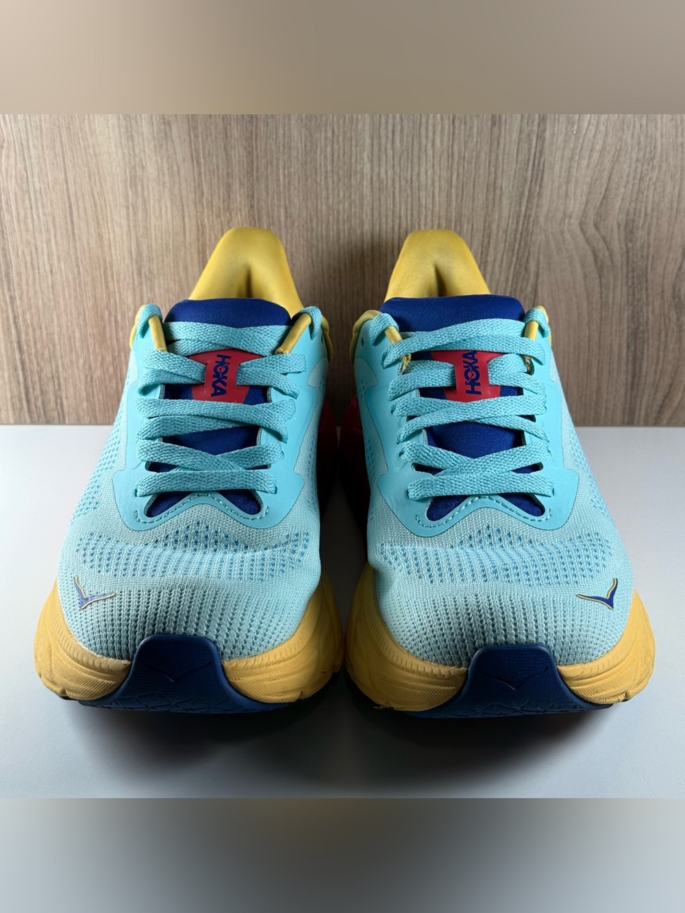 Hoka One One Arahi 7 Cloudless Poppy Running Shoes 1147850 CSPP Men’s Size 9 D - Picture 2 of 9